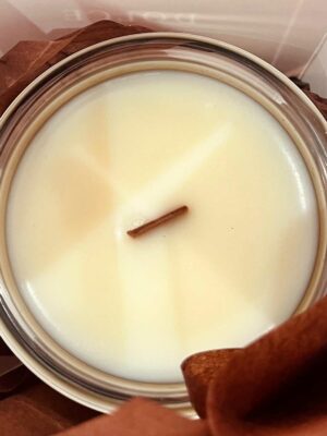 Nuciola, bougie artisanale