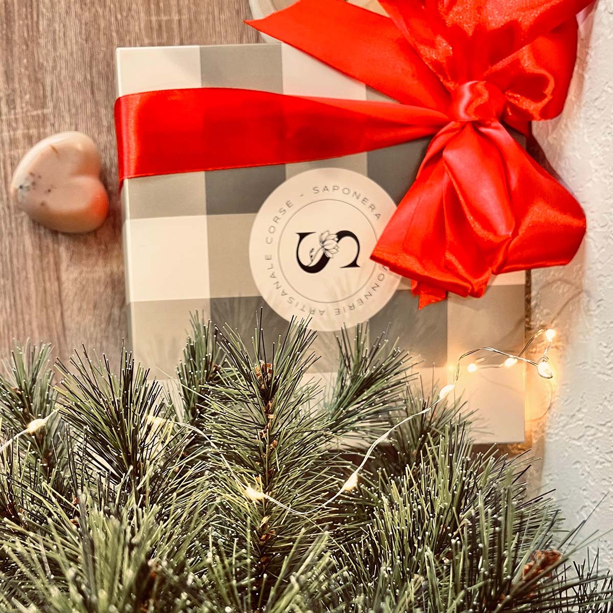 Calendrier de l'Avent artisanal, savons, bougies,