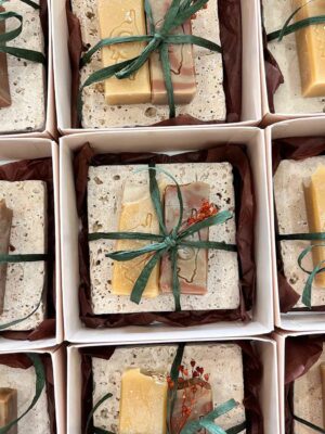 Coffret A PETRA + 2 savons 50 gr